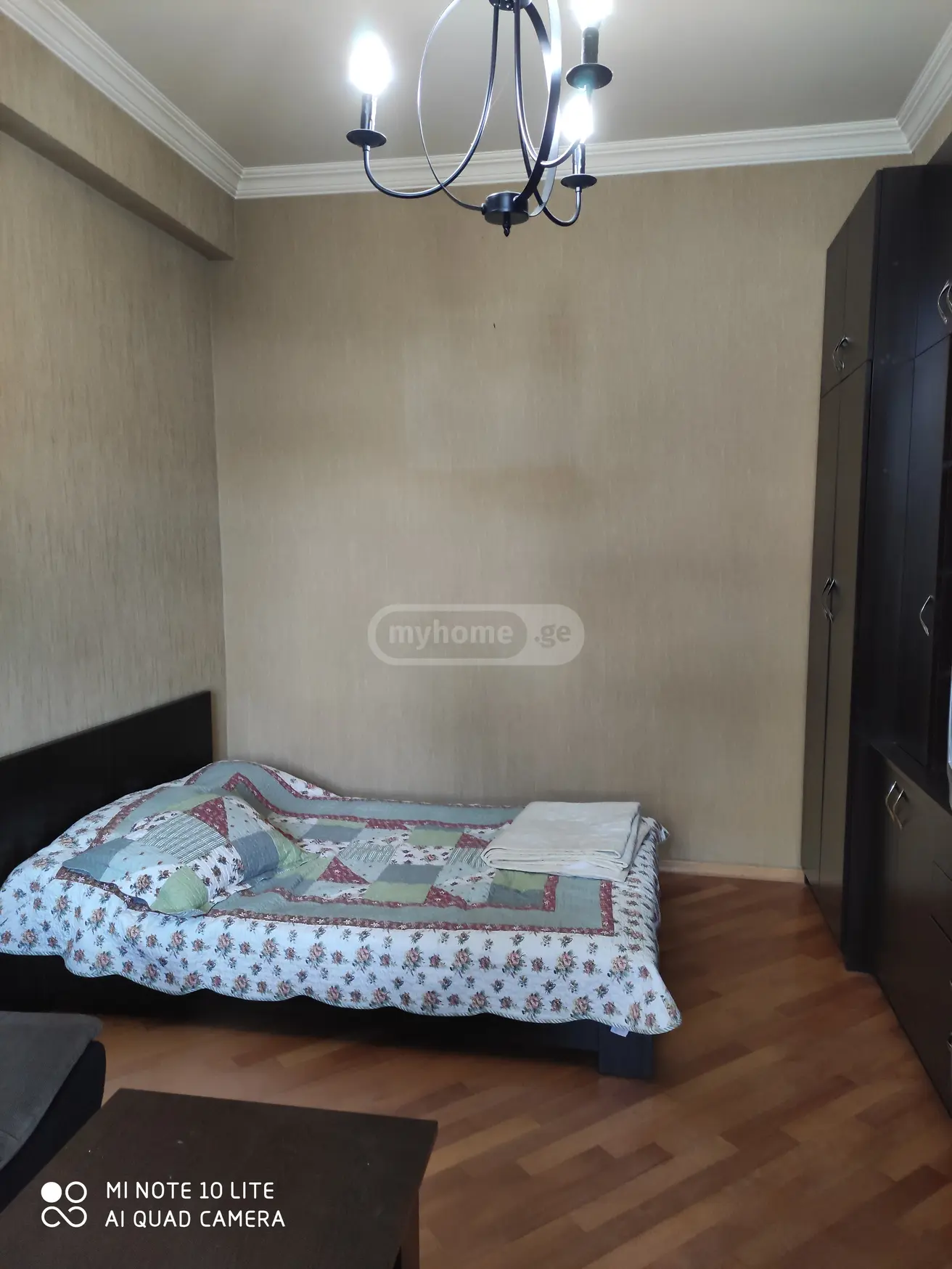  Продается 2 комнатная  Квартира на Вера  на ул. Костава 