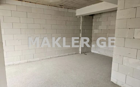  Продается 4 комнатная  Квартира в Ортачале  на ул. Надиквари 