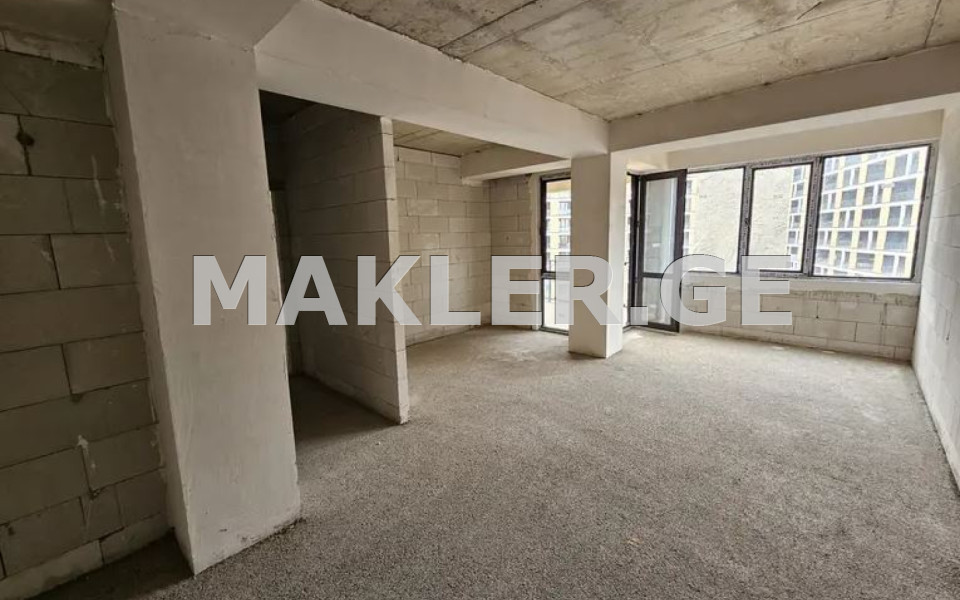  Продается 4 комнатная  Квартира в Ортачале  на ул. Надиквари 