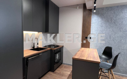  იყიდება 2 ოთახიანი  ბინა ორთაჭალაში  ნადიკვარის ქუჩაზე 