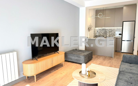  იყიდება 2 ოთახიანი  ბინა ორთაჭალაში  ნადიკვარის ქუჩაზე 