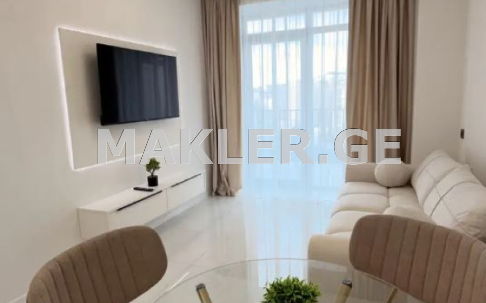  იყიდება 2 ოთახიანი  ბინა ისანში  ნავთლუღის ქუჩაზე 