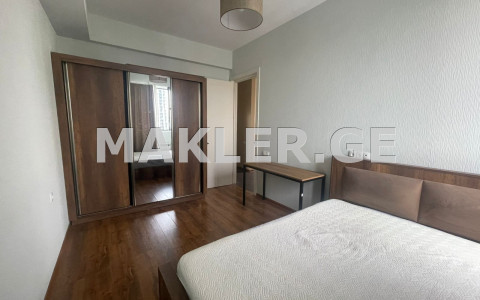  ქირავდება 2 ოთახიანი  ბინა ვაკეში  ი. ჭავჭავაძის გამზ. 