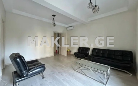  ქირავდება 2 ოთახიანი  ბინა ვაკეში  ირ. აბაშიძის ქუჩაზე 