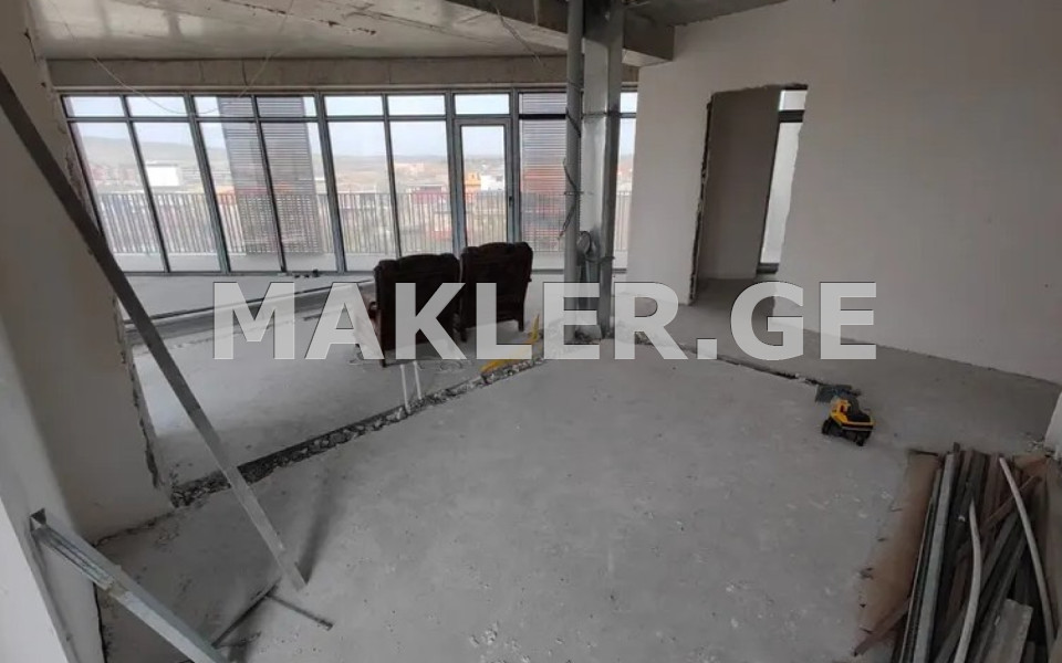  იყიდება 4 ოთახიანი  ბინა ლისის ტბაზე  ავთო ვარაზის ქუჩა 