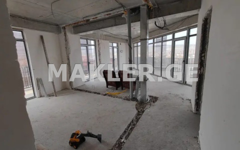  იყიდება 4 ოთახიანი  ბინა ლისის ტბაზე  ავთო ვარაზის ქუჩა 