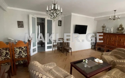  Продается 3 комнатная  Квартира в Сабуртало  на ул. Кавтарадзе 