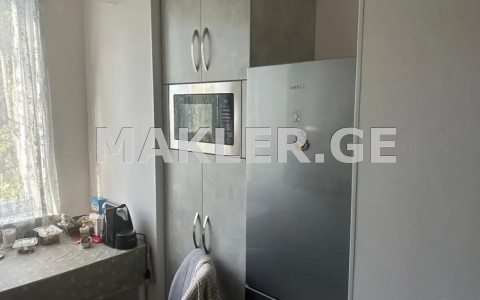  Продается 2 комнатная  Квартира в Сабуртало  на пр. Важа-Пшавела 