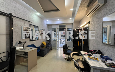  იყიდება 55 m² ფართობის კომერციული ფართი ბაგებში  წყნეთის გზატკეცილზე 