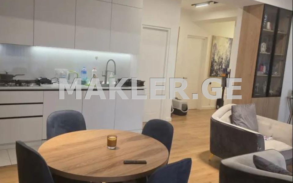  იყიდება 3 ოთახიანი  ბინა ორთაჭალაში  ნადიკვარის ქუჩაზე 