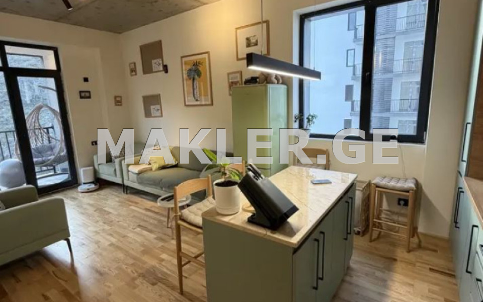  Продается 3 комнатная  Квартира в Ортачале  на ул. Горгасали 