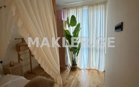  Продается 3 комнатная  Квартира в Ортачале  на ул. Горгасали 