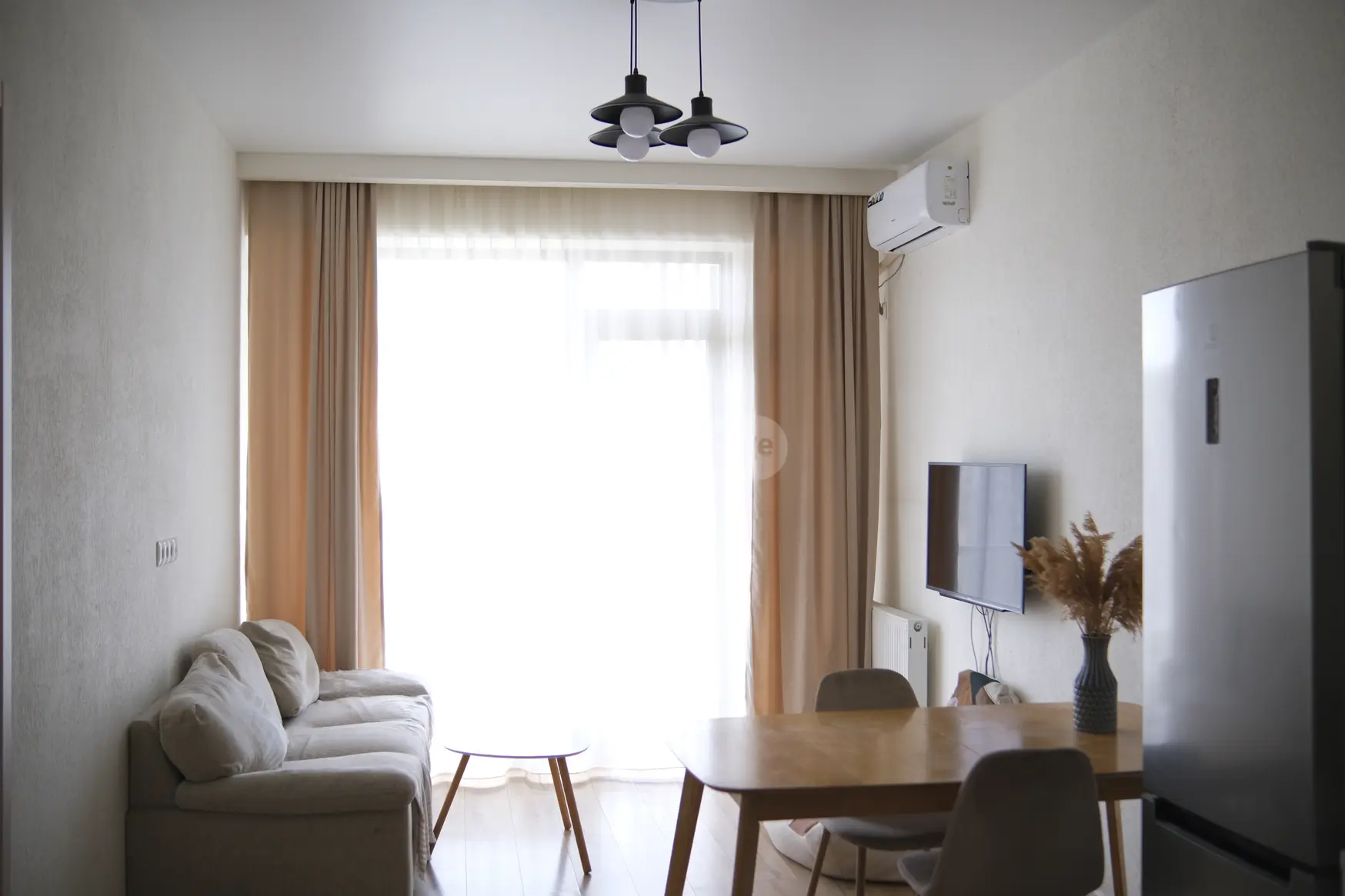  იყიდება 2 ოთახიანი  ბინა საბურთალოზე  ალექსანდრე იოსელიანის ქუჩაზე 