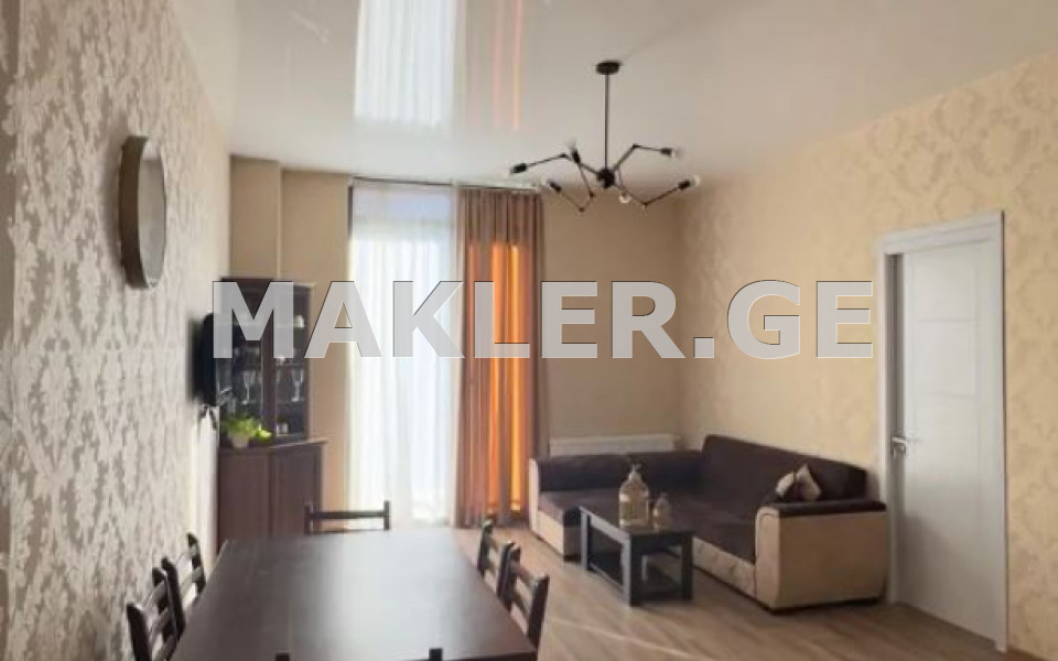  იყიდება 2 ოთახიანი  ბინა ისანში  ბერი გაბრიელ სალოსის გამზირზე 