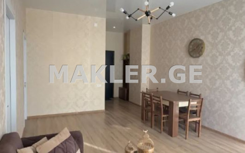  იყიდება 2 ოთახიანი  ბინა ისანში  ბერი გაბრიელ სალოსის გამზირზე 