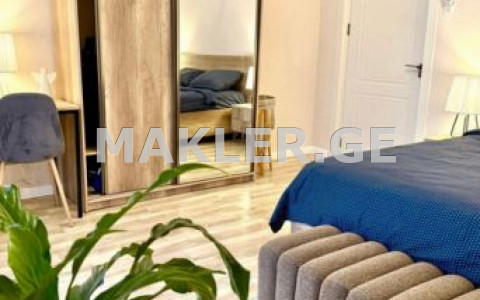  Продается 4 комнатная  Квартира в Ортачале  на ул. Баазова 