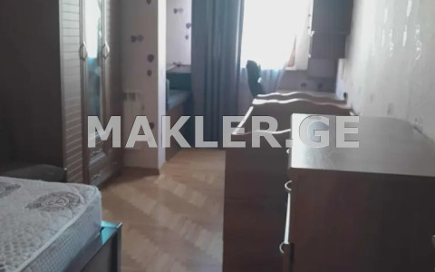  იყიდება 3 ოთახიანი  ბინა ნუცუბიძის პლატოზე