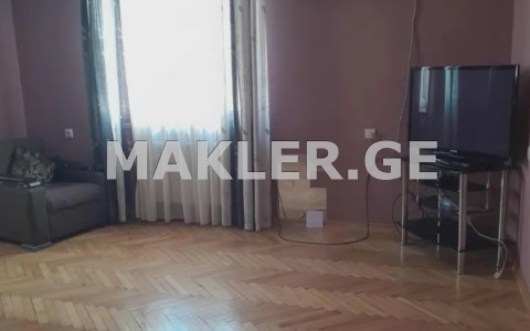  იყიდება 3 ოთახიანი  ბინა ნუცუბიძის პლატოზე