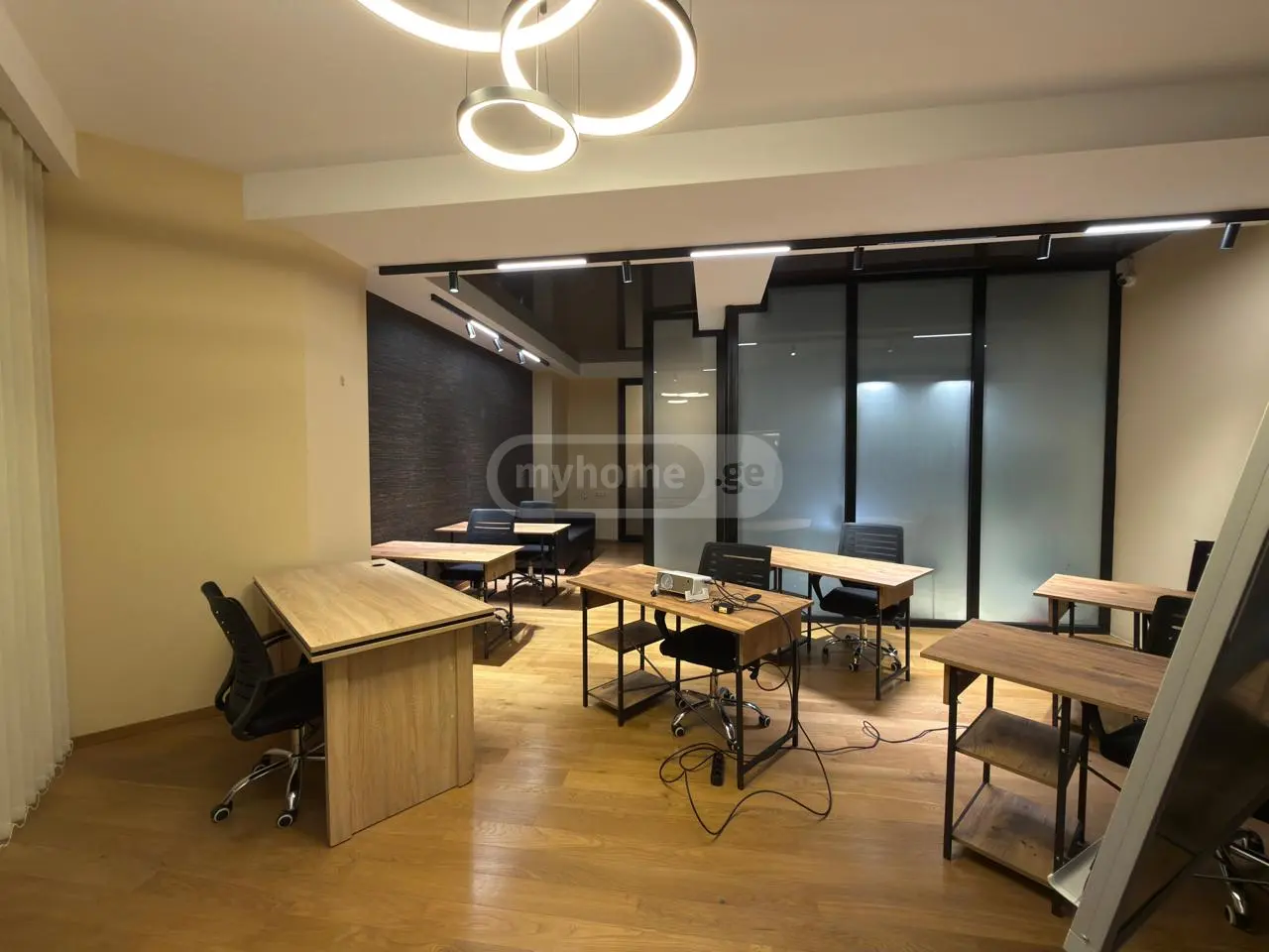  Kiralık 136 m²  Büro & Ofis in Saburtalo dist.  in Al. Kazbegi Ave. 