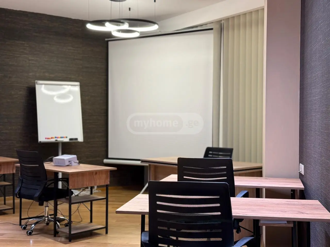  Kiralık 136 m²  Büro & Ofis in Saburtalo dist.  in Al. Kazbegi Ave. 