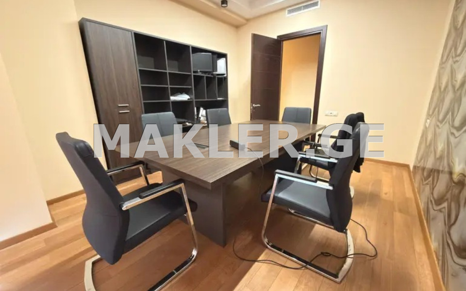  For Rent 136 m² space Office in Saburtalo dist.  in Al. Kazbegi Ave. 