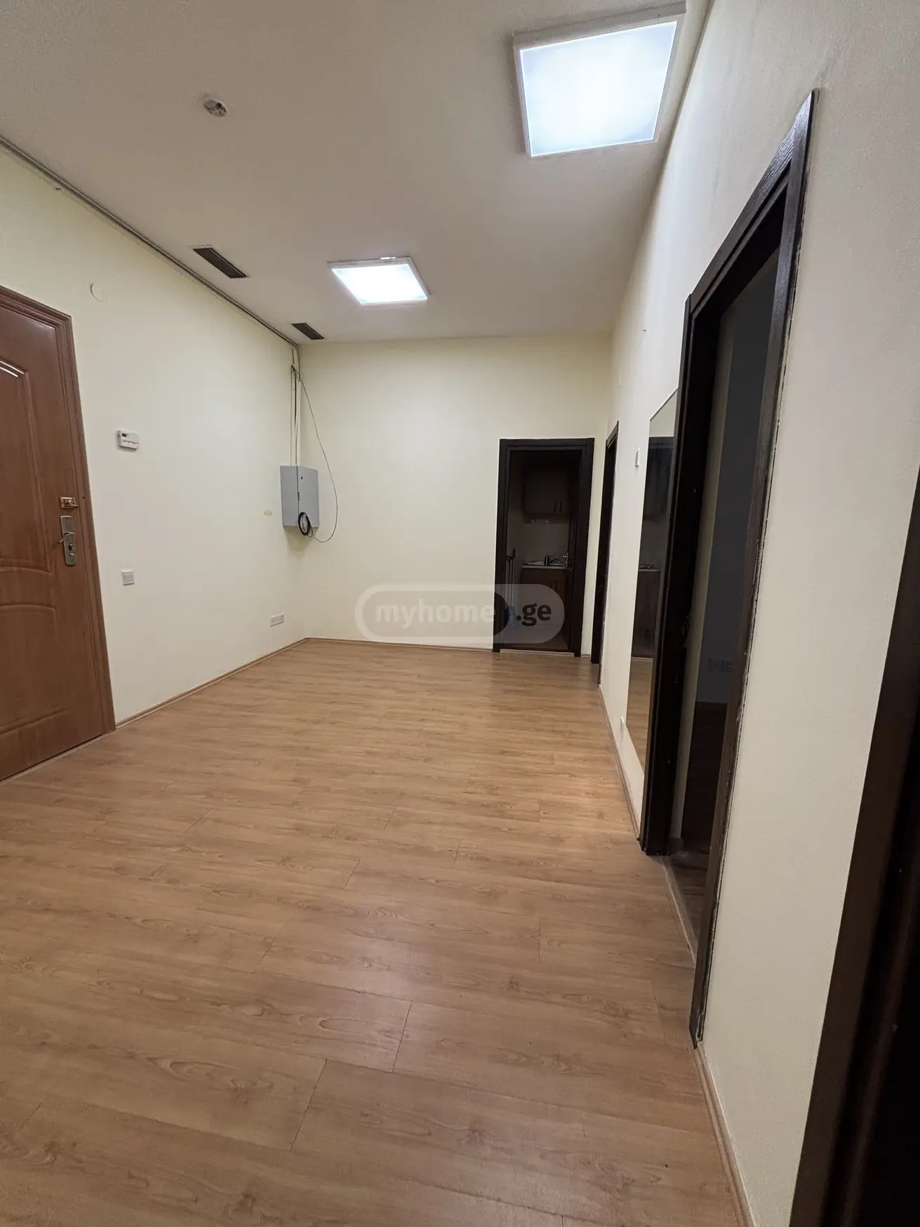  Сдаётся 80 m² площадь Коммерческая площадь в Сабуртало  на ул. Д.Гамрекели 