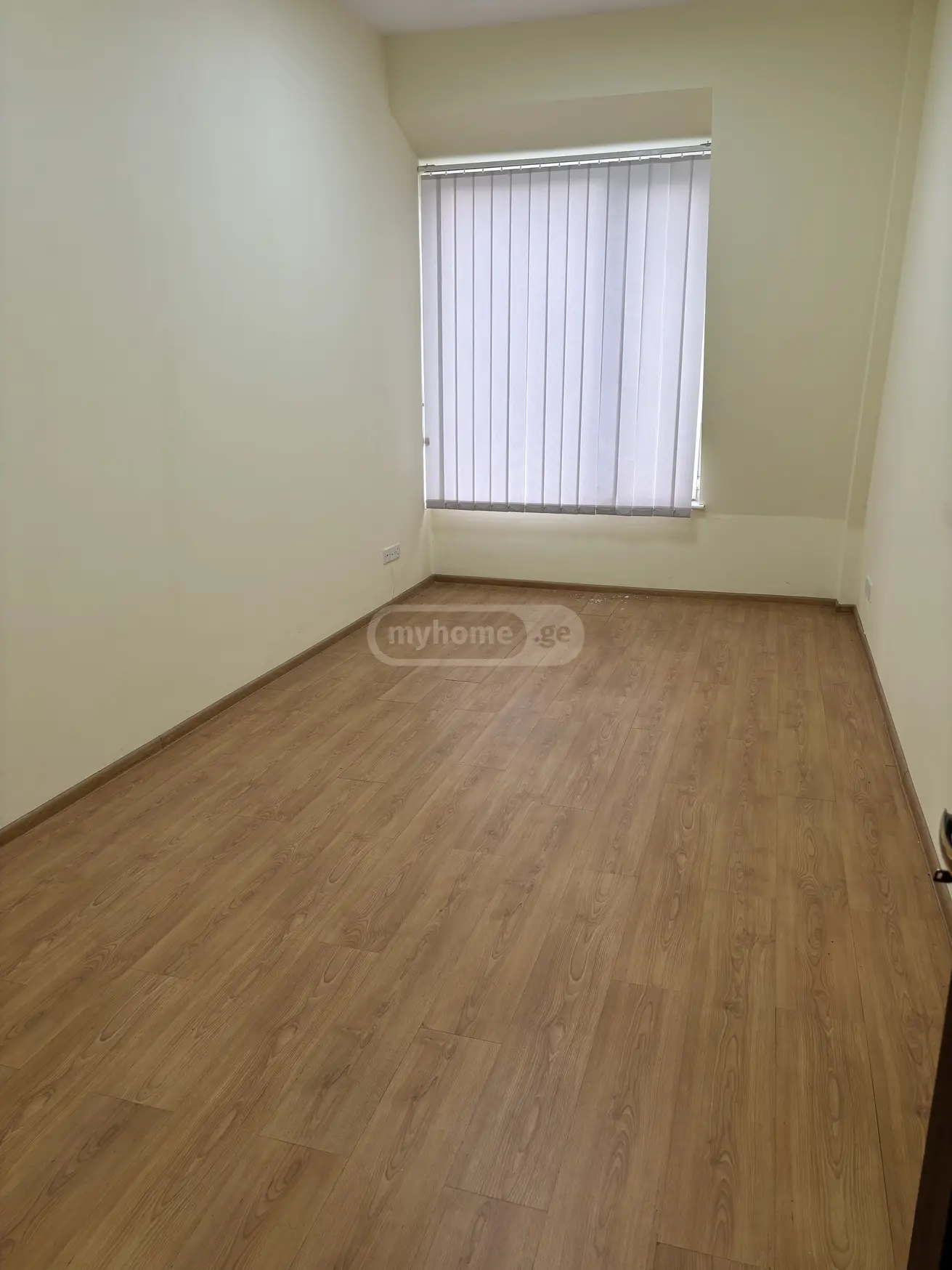  Сдаётся 80 m² площадь Коммерческая площадь в Сабуртало  на ул. Д.Гамрекели 