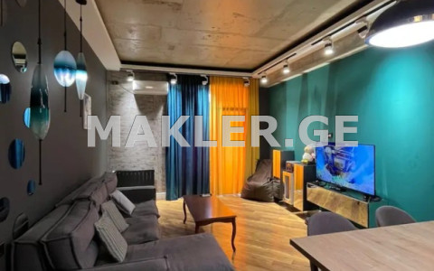  Продается 2 комнатная  Квартира в Ваке  на ул. Атени 