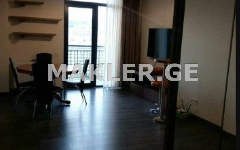  იყიდება 4 ოთახიანი  ბინა საბურთალოზე  ალ. ყაზბეგის გამზირზე 