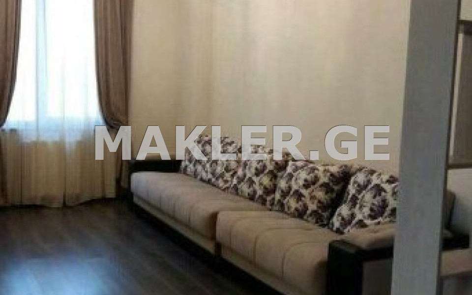  იყიდება 4 ოთახიანი  ბინა საბურთალოზე  ალ. ყაზბეგის გამზირზე 