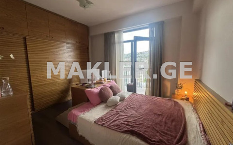  出售 4 室  公寓 萨布尔塔洛区  in Al. Kazbegi Ave. 