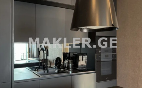  Продается 4 комнатная  Квартира на Плато Нуцебидзе  на ул. Бедиа 