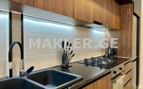  იყიდება 2 ოთახიანი  ბინა ვაკეში  ირ. აბაშიძის ქუჩაზე 