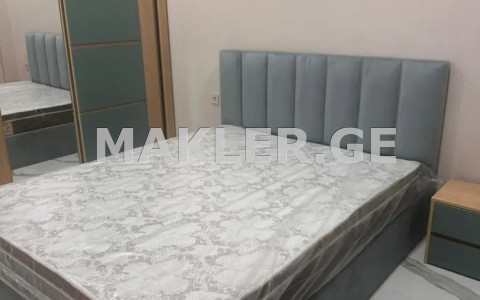  ქირავდება 2 ოთახიანი  ბინა საბურთალოზე  მინდელის ქუჩაზე 