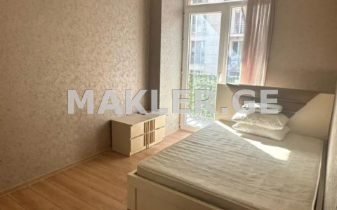  ქირავდება 3 ოთახიანი  ბინა საბურთალოზე  გაზაფხულის ქუჩაზე 