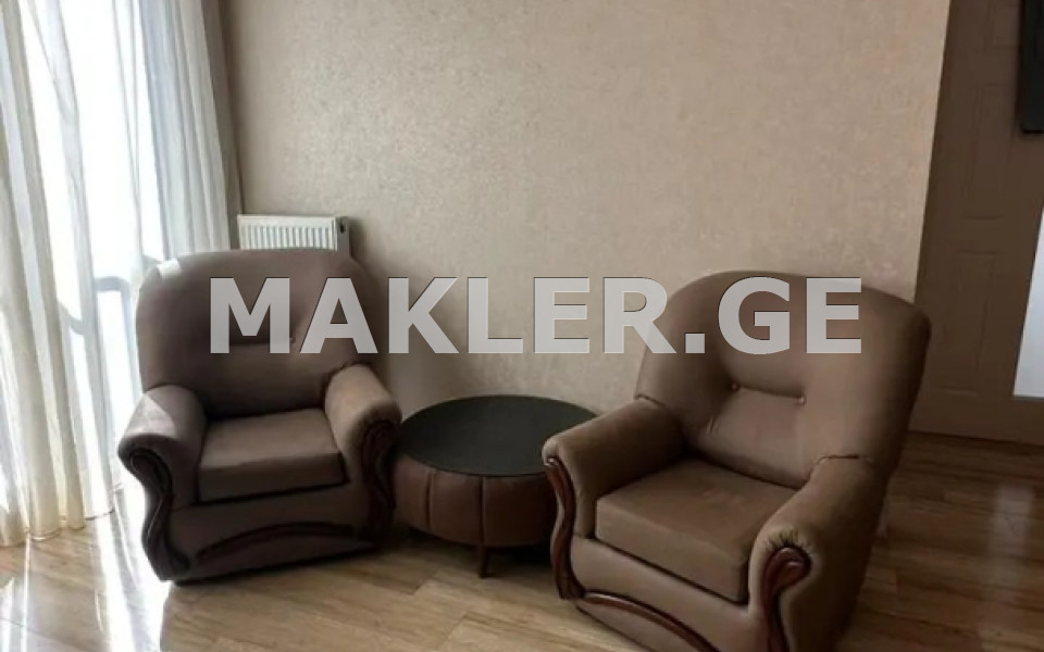  ქირავდება 3 ოთახიანი  ბინა საბურთალოზე  გაზაფხულის ქუჩაზე 