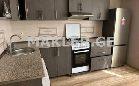  ქირავდება 3 ოთახიანი  ბინა საბურთალოზე  გაზაფხულის ქუჩაზე 