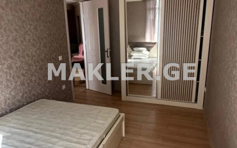  ქირავდება 3 ოთახიანი  ბინა საბურთალოზე  გაზაფხულის ქუჩაზე 