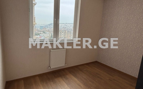  იყიდება 4 ოთახიანი  ბინა საბურთალოზე  შარტავას ქუჩაზე 