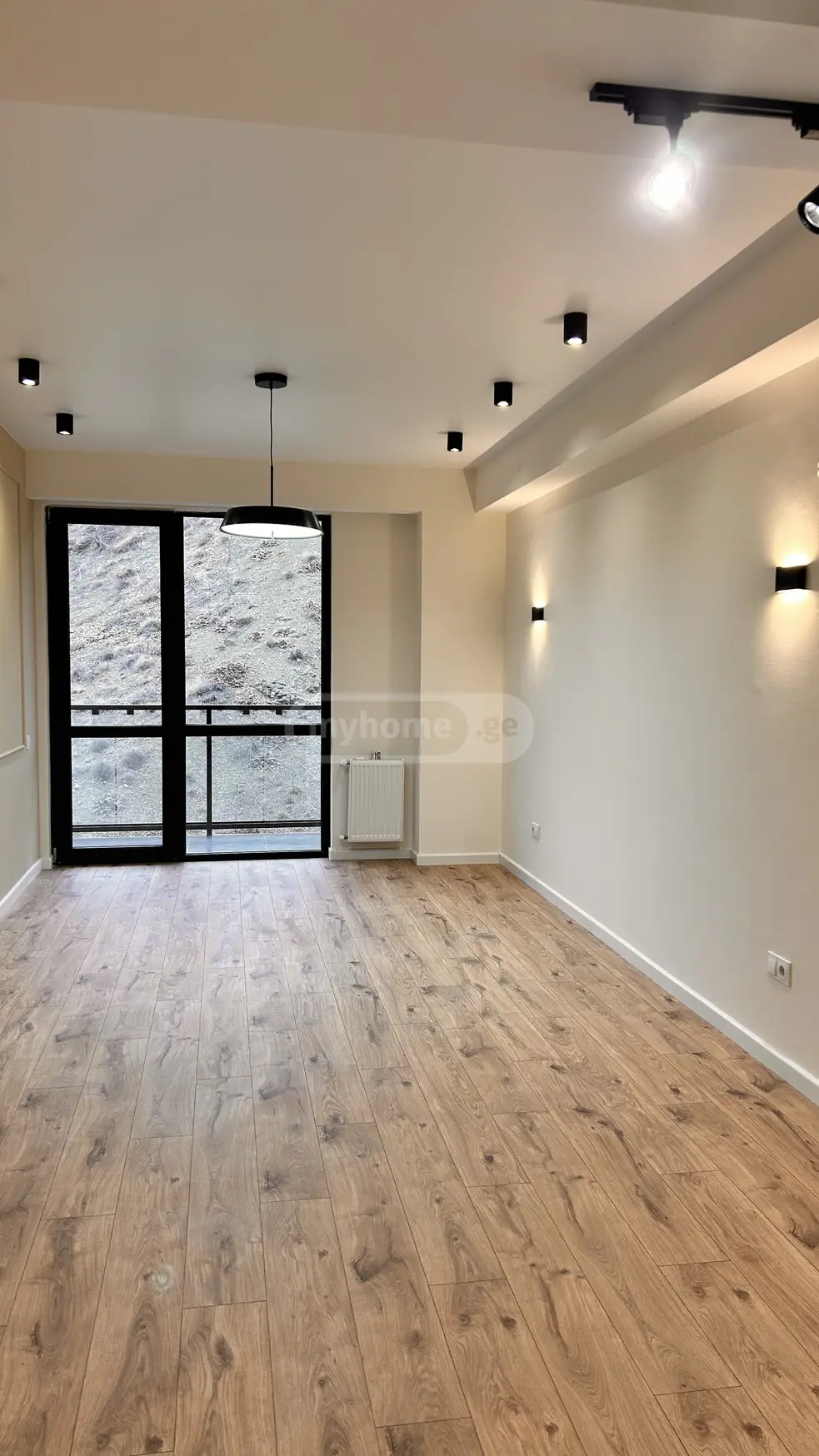  For Sale 2 room  Apartment in Krtsanisi dist.  in B. Kalandadze st. 