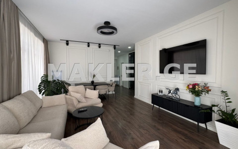  Сдаётся 3 комнатная  Квартира в Ваке  на ул. Н. Джвания 