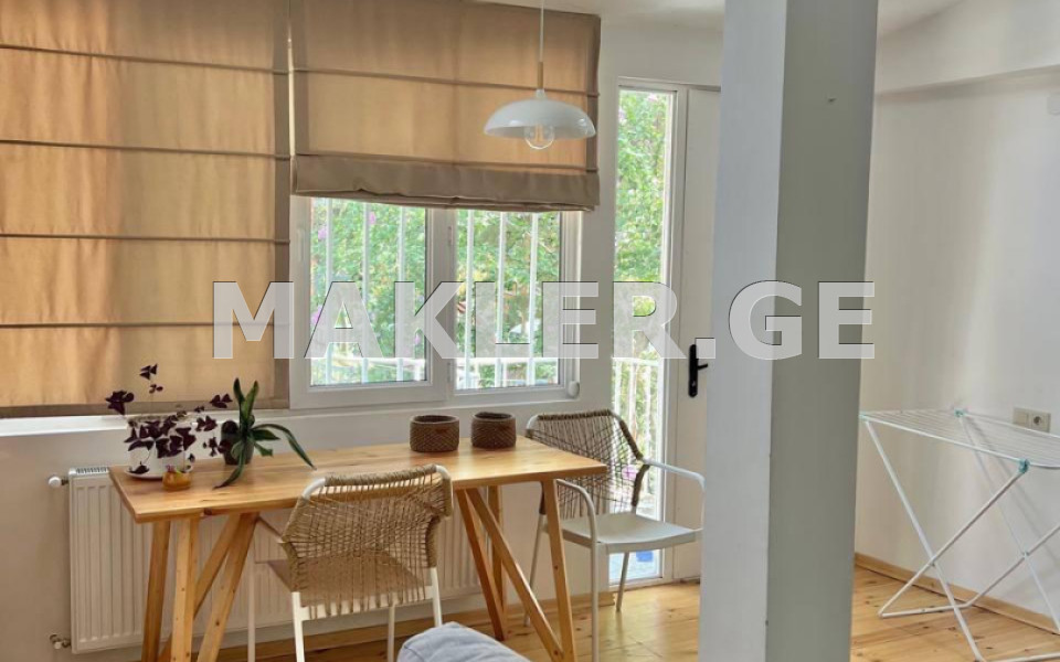  Сдаётся 2 комнатная  Квартира на Вера  на ул. Джанашиа 