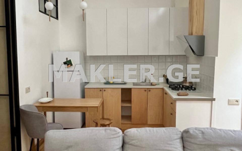  Сдаётся 2 комнатная  Квартира на Вера  на ул. Джанашиа 