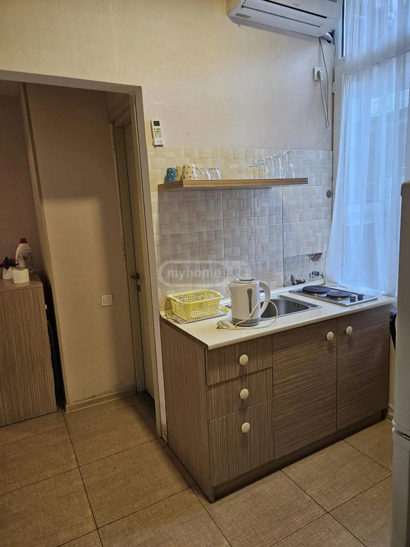  Satılık 2   Daire in Sololaki dist. (Old Tbilisi)  in L. Asatiani st. 