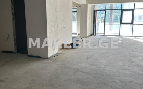  Продается 5 комнатная  Квартира в Ваке  на пр. И. Чавчавадзе 