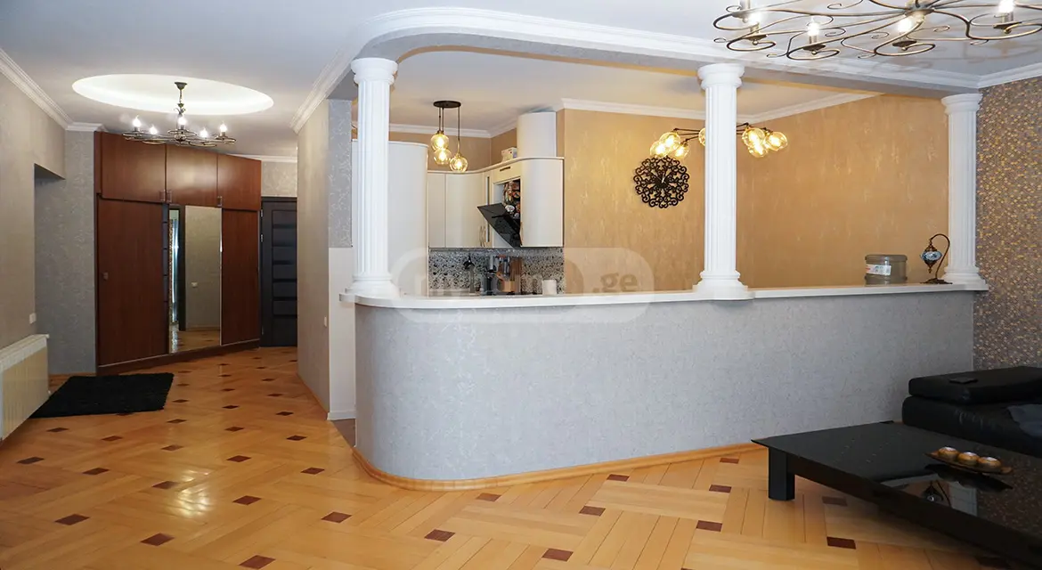  For Rent 3 room  Apartment in Vake dist.  in Kipshidze st. 