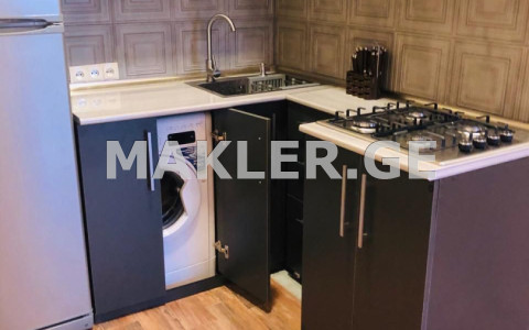  იყიდება 3 ოთახიანი  ბინა კრწანისში  ბ. კალანდაძის ქუჩაზე 