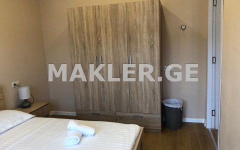  იყიდება 3 ოთახიანი  ბინა კრწანისში  ბ. კალანდაძის ქუჩაზე 