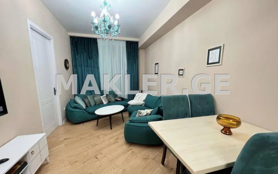  იყიდება 3 ოთახიანი  ბინა საბურთალოზე  მინდელის ქუჩაზე 