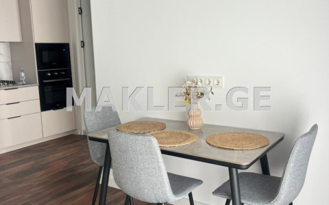  ქირავდება 2 ოთახიანი  ბინა ლისის ტბაზე  ლეო კვაჭაძის ქუჩაზე 